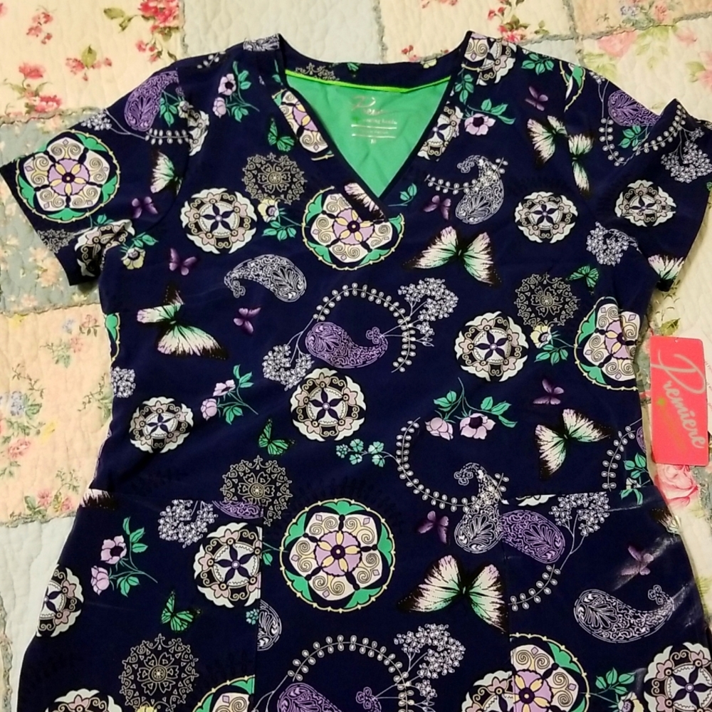 Scrub top